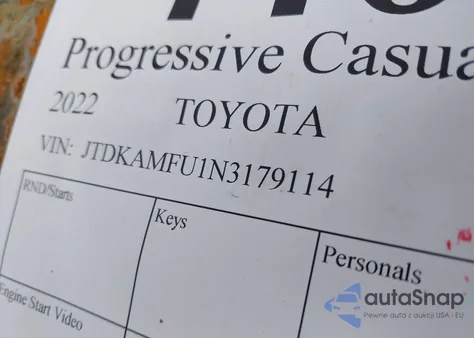 2022 Toyota Prius L z USA, uszkodzony, nr VIN JTDKAMFU1N3179114